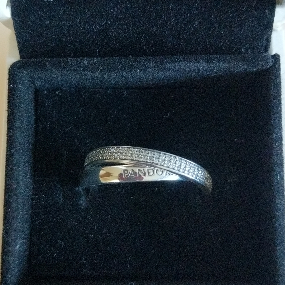 Pandora Ring